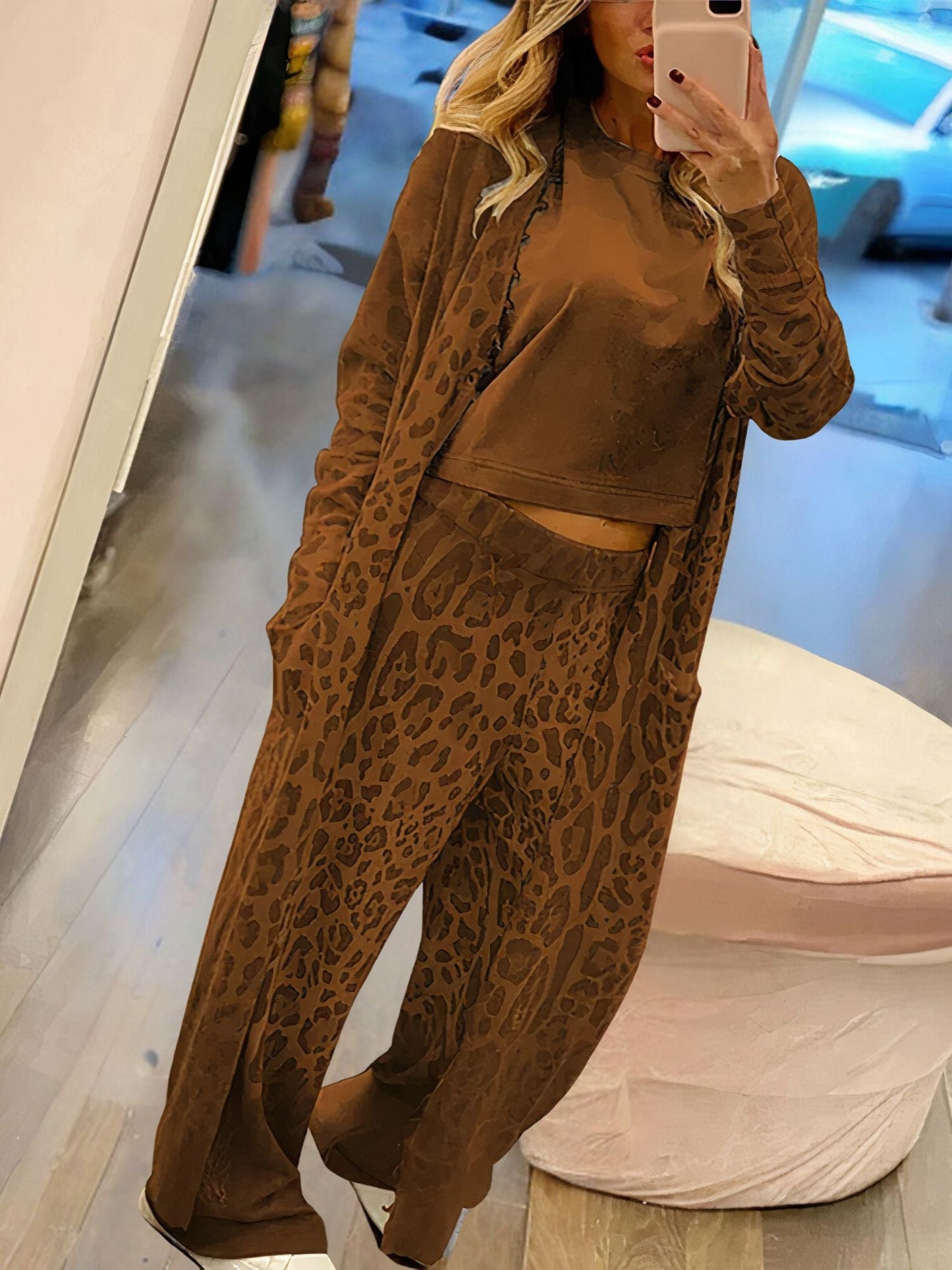 Set aus Strickjacke und Hose mit Leopardenmuster - Cande